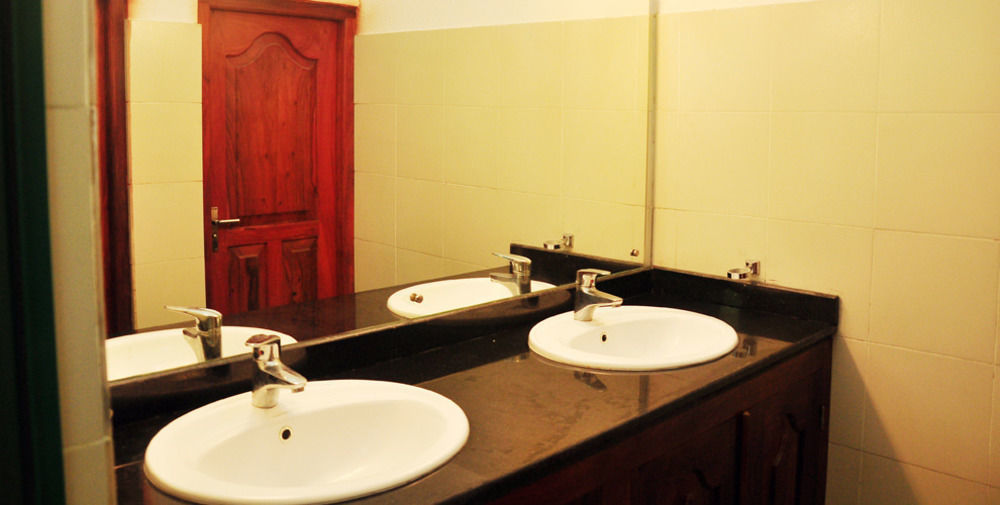 Oyo 290 Night Station Hotel Panadura Zewnętrze zdjęcie