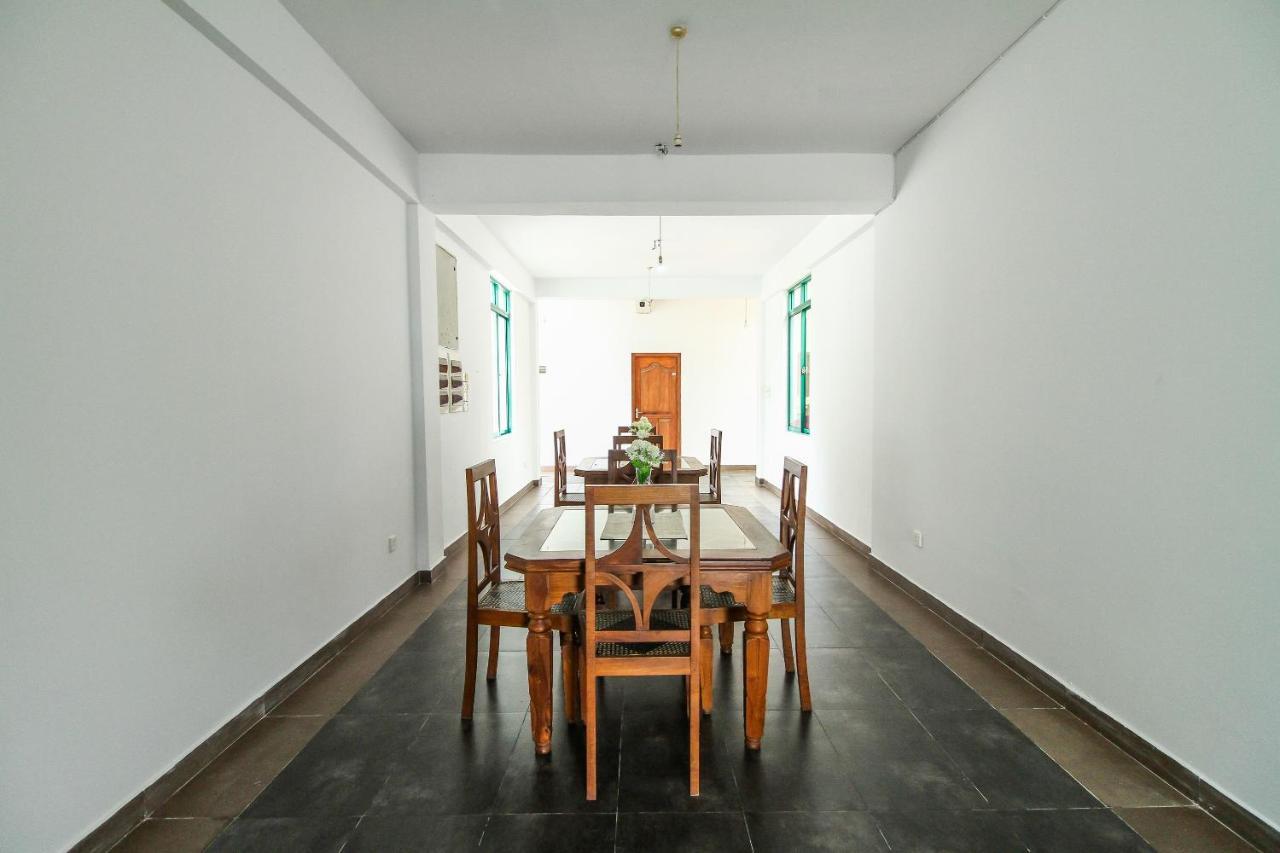 Oyo 290 Night Station Hotel Panadura Zewnętrze zdjęcie